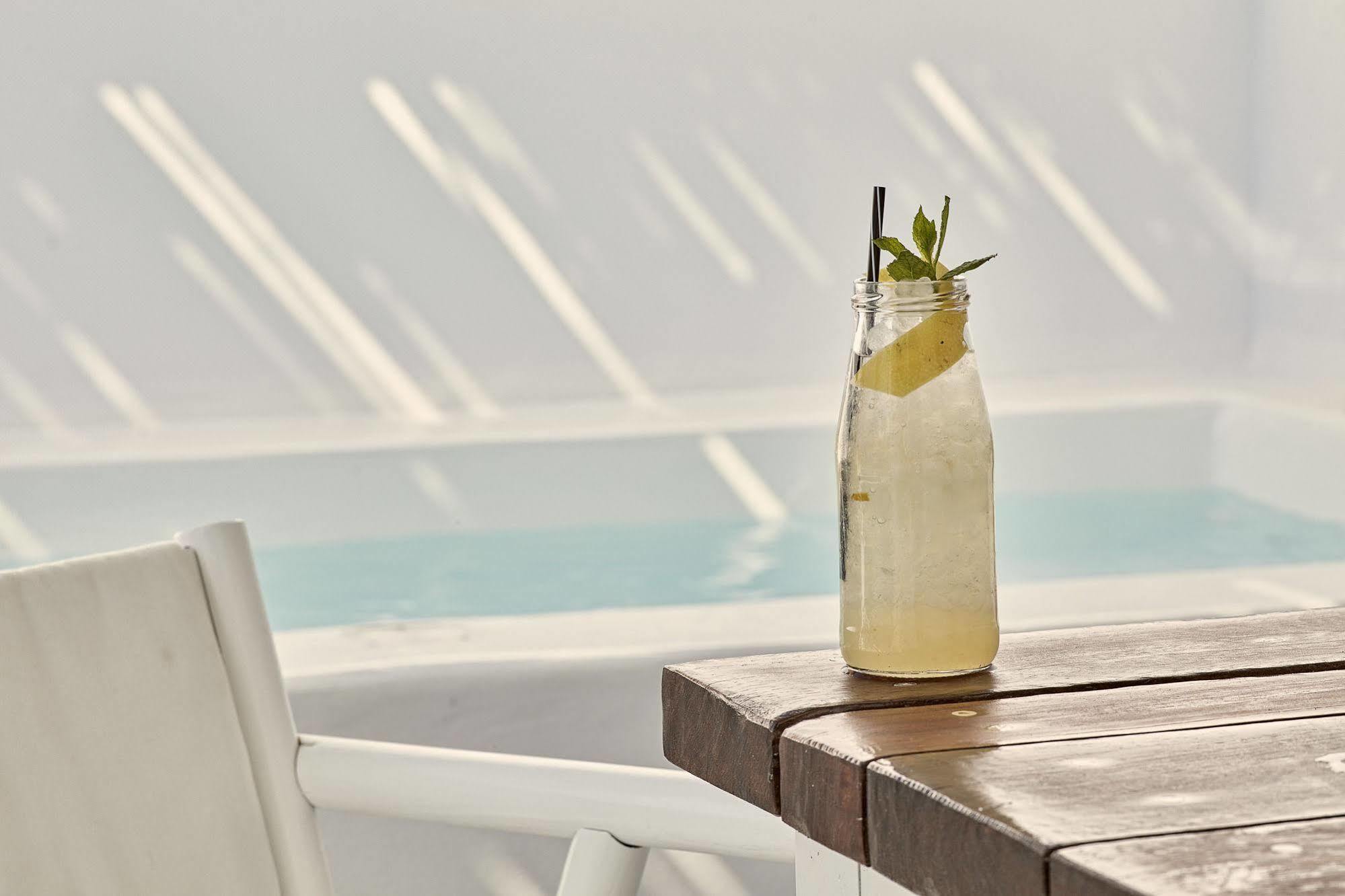 Boho Suites Santorini Perivolos  Eksteriør billede